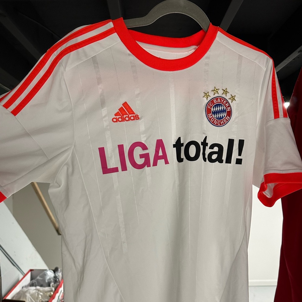 Bayern Munich third Adidas jersey, 2012 season. Size medium.